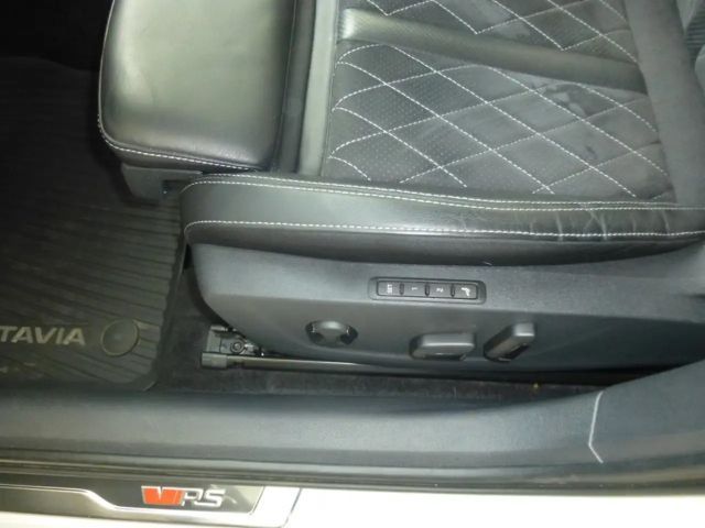 Skoda Octavia 2.0 TSI Combi RS