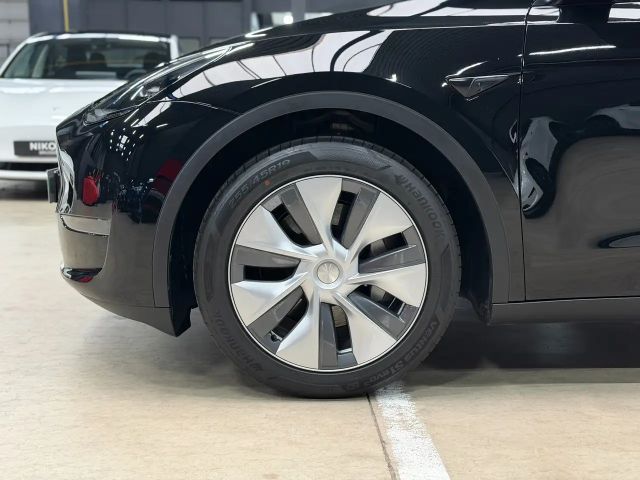 Tesla Model Y AWD Long Range