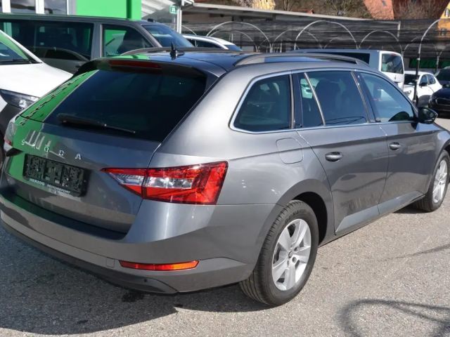Skoda Superb Superb Kombi 2,0TDI DSG LED VIRTUAL NAVI SHZ 1.Bes