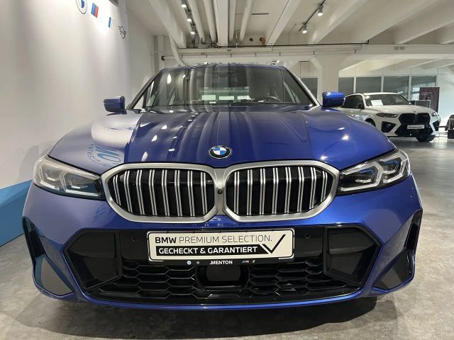 BMW 320 320d M-Sport Sedan xDrive