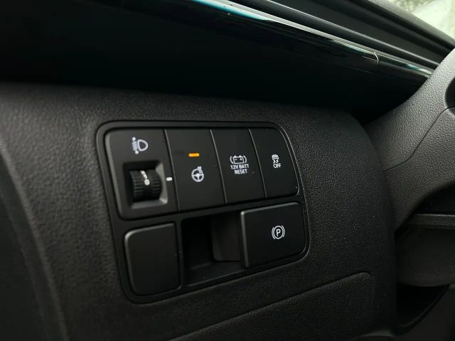 Hyundai Staria Trend