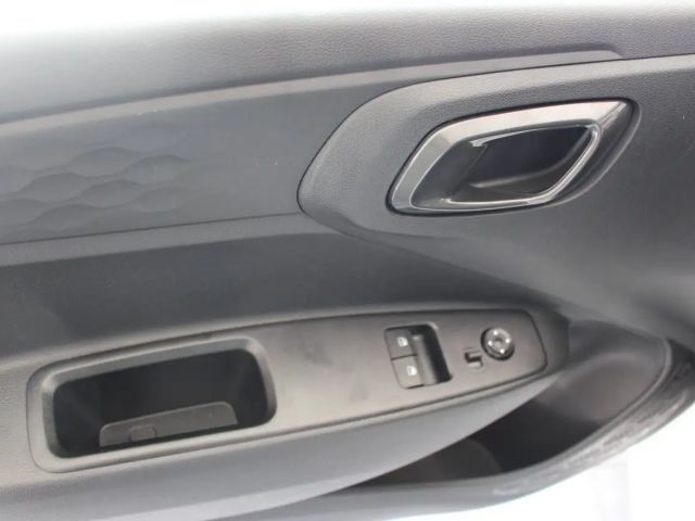 Hyundai i10 1.0 2WD Trend