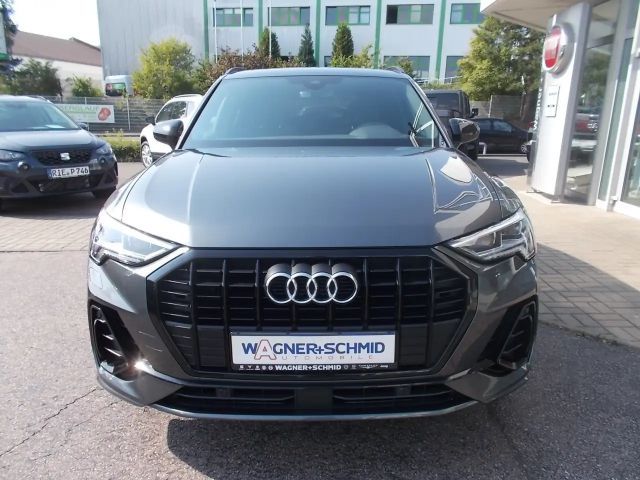 Audi Q3 1.5 TFSI S-Line S-Tronic