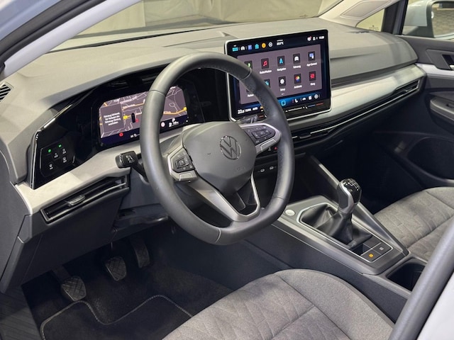 Volkswagen Golf 1.5 TSI Life Variant