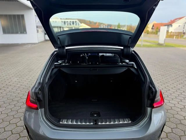 BMW 318 318i M-Sport Touring