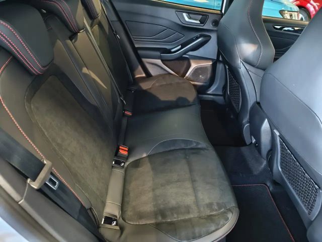 Ford Focus ST Line Wagon