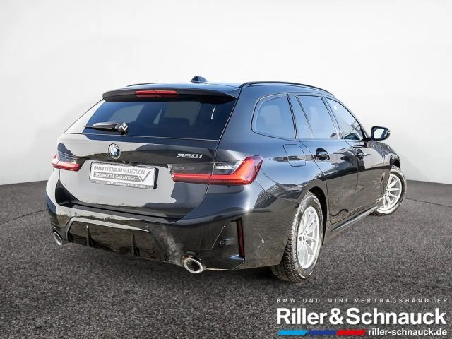 BMW 320 320i M-Sport Touring