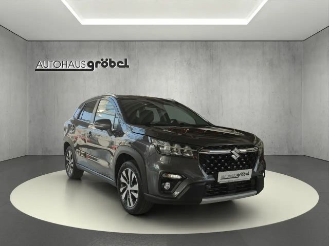 Suzuki S-Cross Hybrid