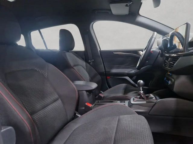 Ford Focus EcoBoost ST Line Wagon