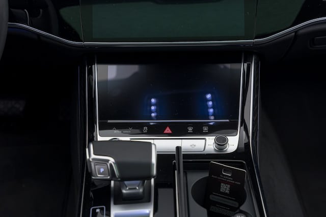 Audi A8 50 TDI Lang Quattro