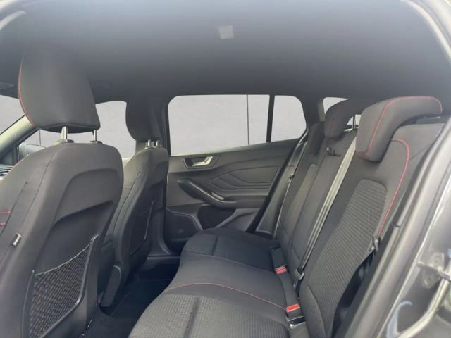 Ford Focus EcoBoost ST Line Wagon