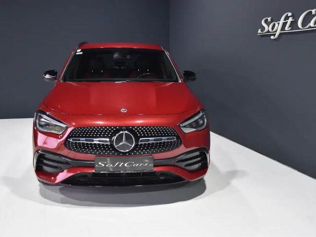 Mercedes-Benz GLA 250 AMG Line Designo