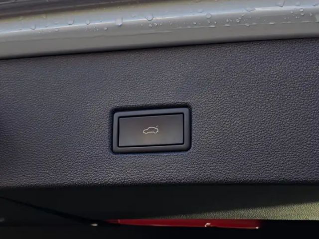 Volkswagen T-Roc Active