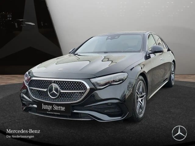 Mercedes-Benz E 220 AMG Line E 220 d Sedan