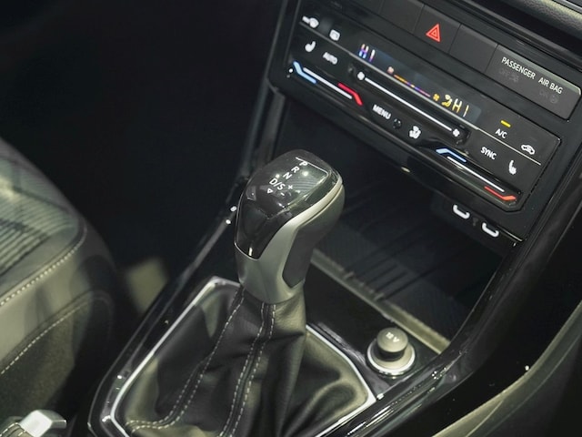 Volkswagen T-Cross 1.5 TSI DSG IQ.Drive R-Line