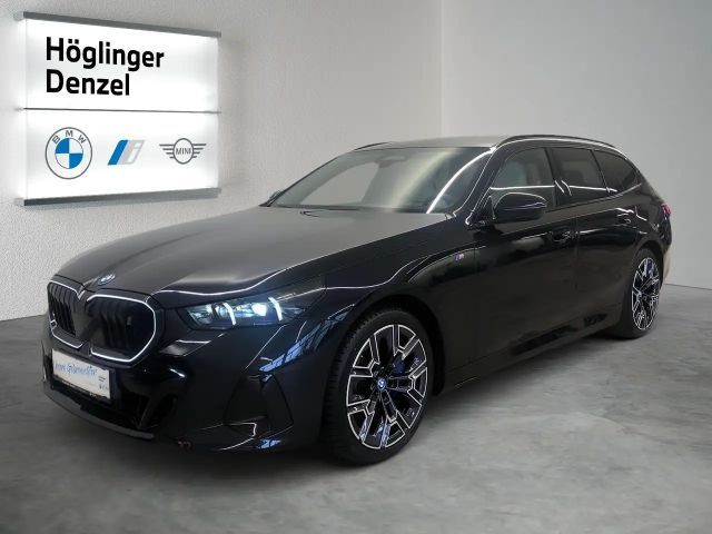 BMW i5 eDrive40