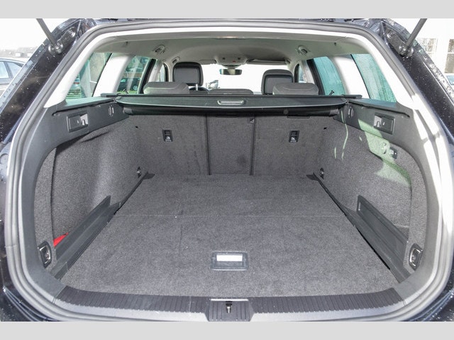 Volkswagen Passat 1.5 TSI Business DSG Variant