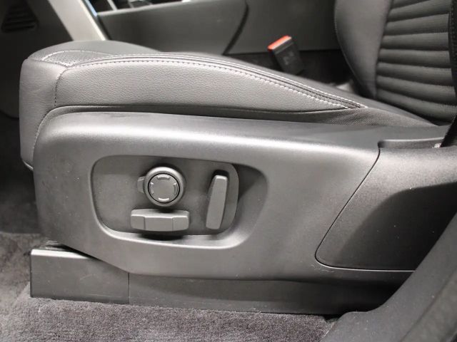 Land Rover Discovery AWD Dynamic SE