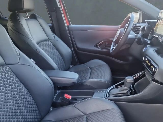 Toyota Yaris Hatchback Hybride Style