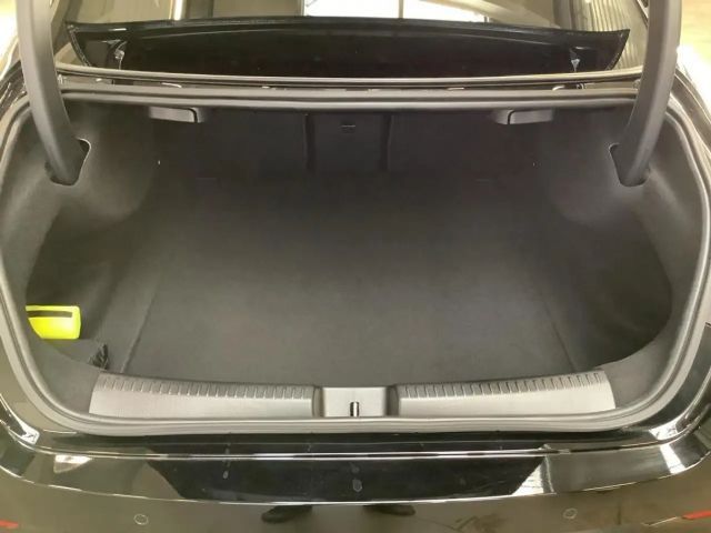 Mercedes-Benz CLA 200 AMG Line Coupé