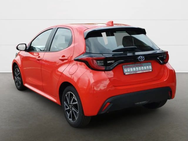 Toyota Yaris Hybride Team D