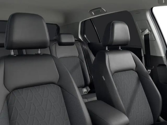 Volkswagen Golf 1.5 eTSI DSG