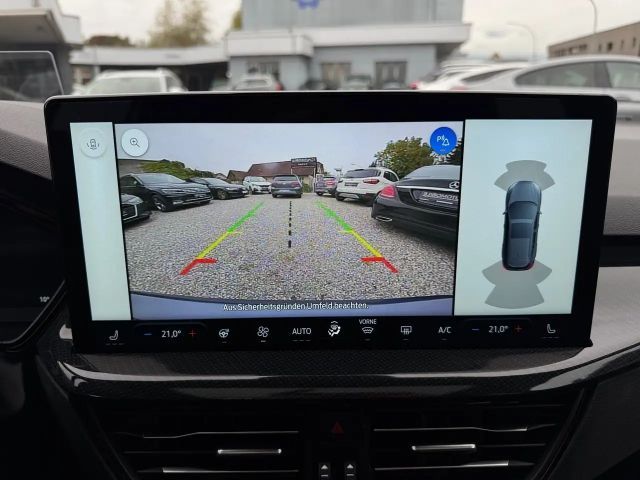 Ford Focus ST Line Wagon