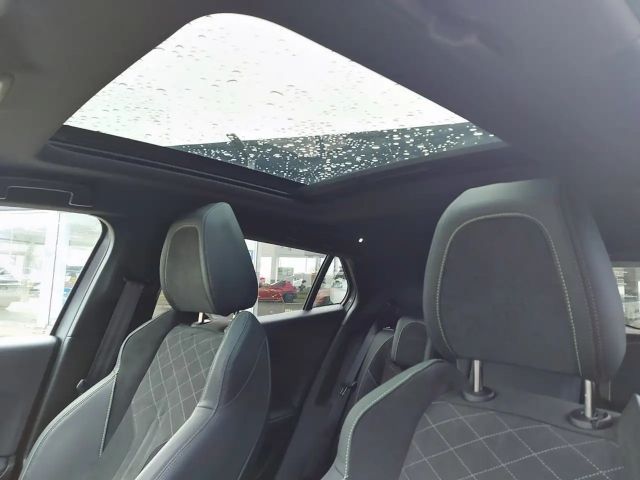 Peugeot E-2008 GT-Line