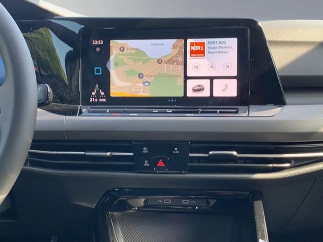 Volkswagen Golf 1.5 eTSI Golf VIII Style