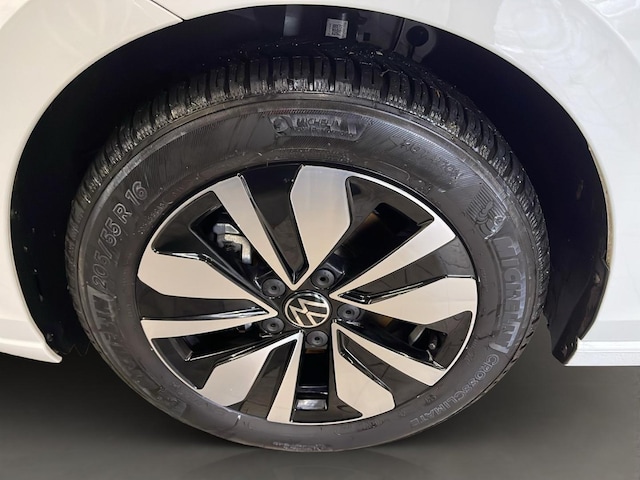 Volkswagen Golf 1.5 TSI Golf VIII