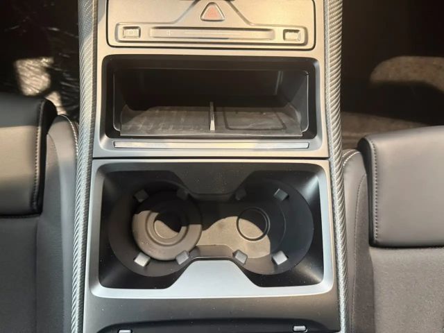 Ford Capri Premium RWD