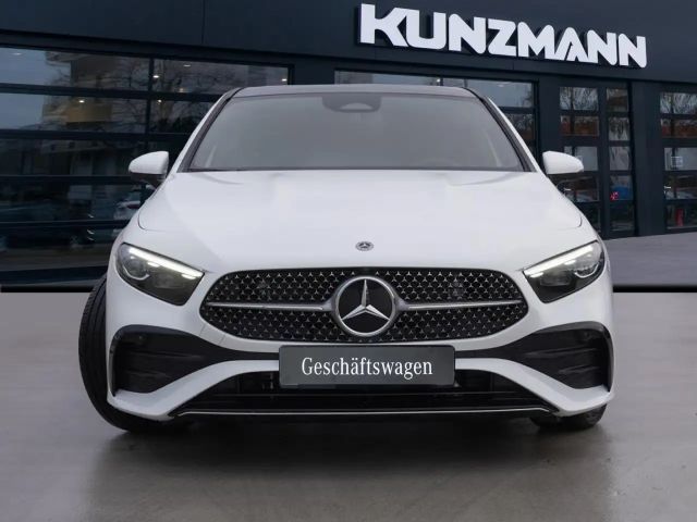 Mercedes-Benz A 180 AMG Line