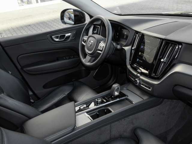 Volvo XC60 AWD R-Design Recharge