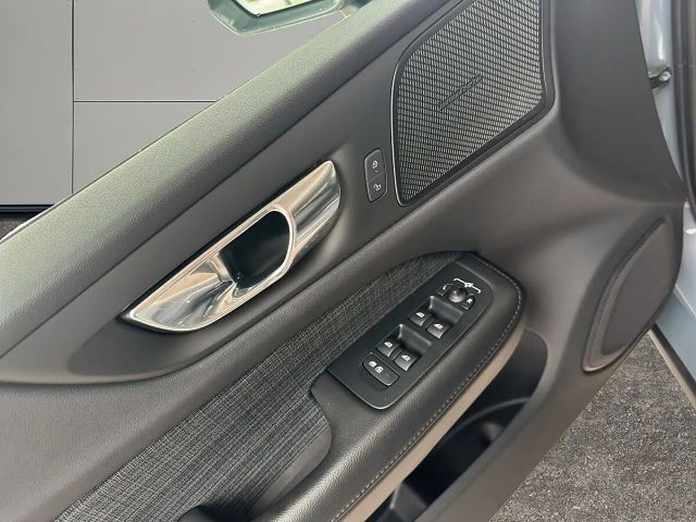 Volvo V60 AWD Inscription Recharge T6