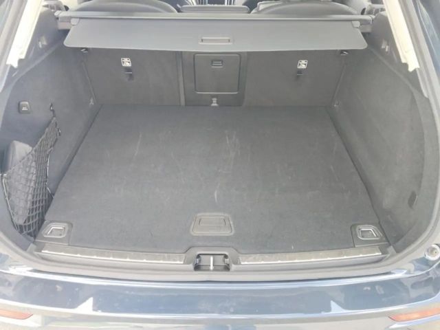 Volvo XC60 AWD Dark Plus T6