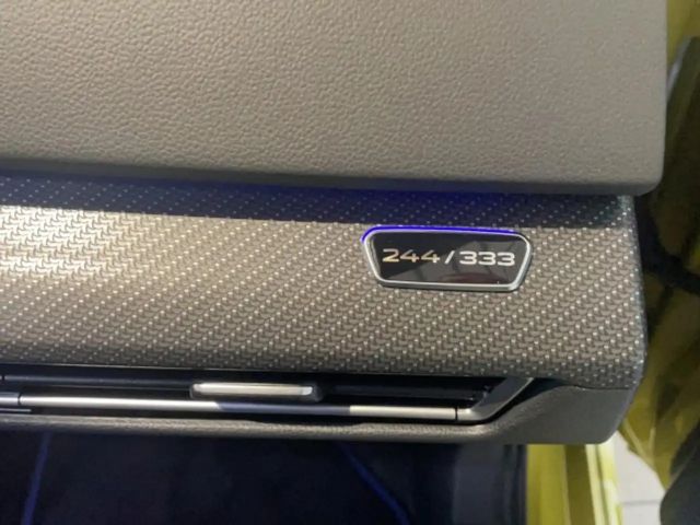 Volkswagen Golf 2.0 TSI DSG Golf VIII