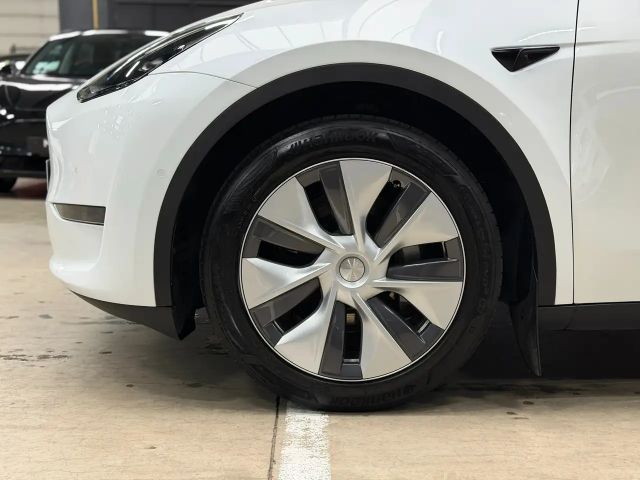 Tesla Model Y AWD Long Range