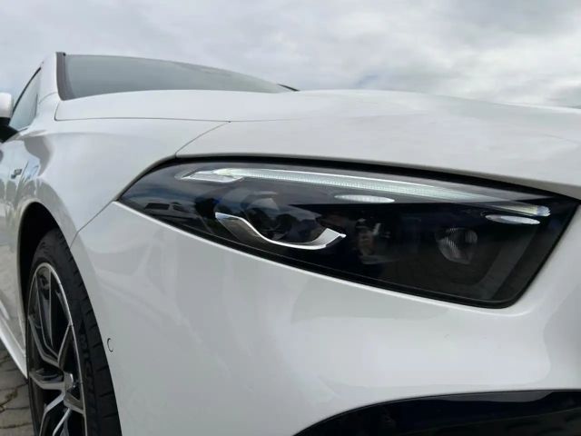 Mercedes-Benz A 35 AMG 4MATIC AMG Line