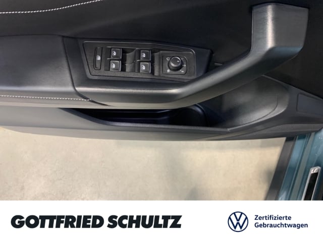 Volkswagen T-Roc T-Roc GOAL TSI NAVI SITZHEIZUNG EINPARKHILFE LED