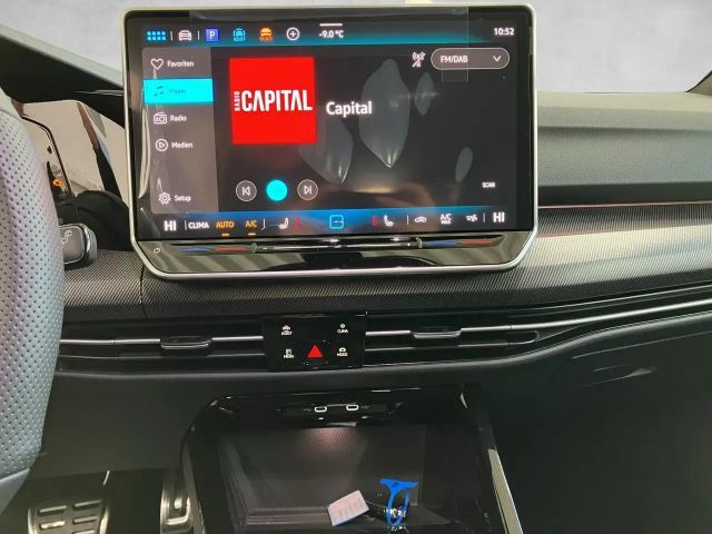 Volkswagen Golf DSG Sport