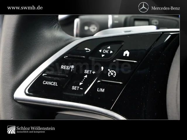 Mercedes-Benz E 220 AVANTGARDE E 220 d Estate