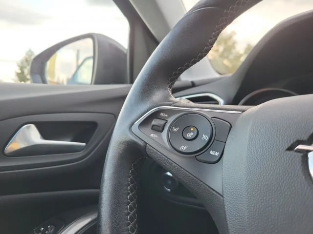 Opel Grandland X Sondermodell "Elegance" aus 1-Hand