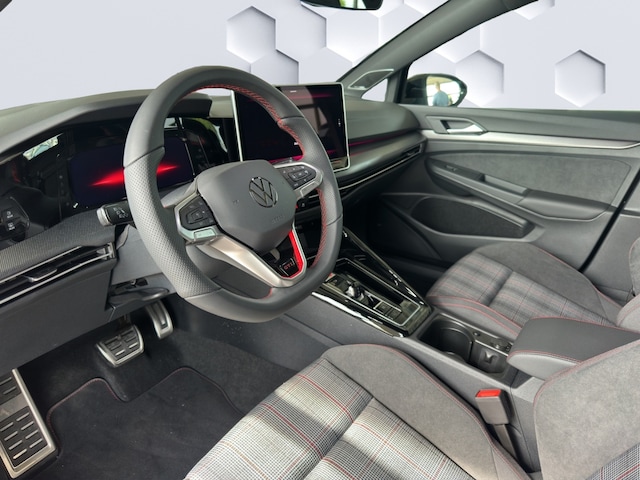 Volkswagen Golf 2.0 TSI DSG Golf VIII