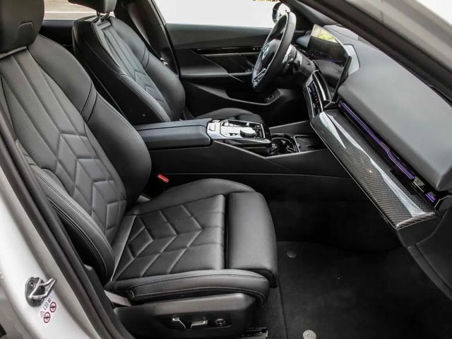 BMW 520 520d M-Sport Touring