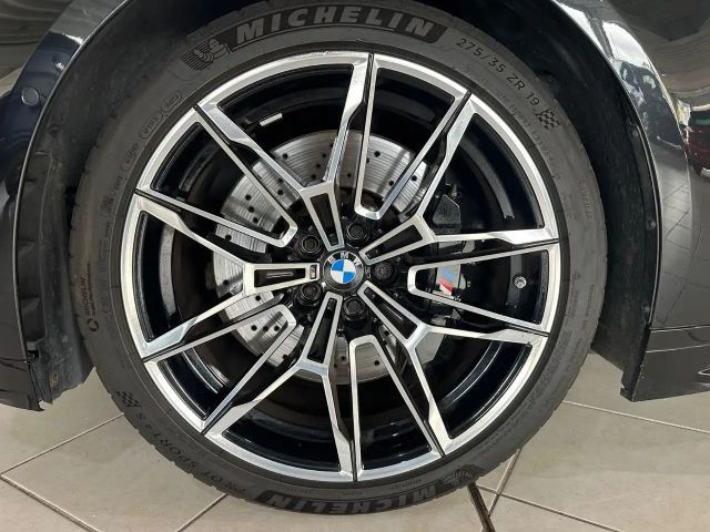 BMW M4 Cabrio Competition xDrive