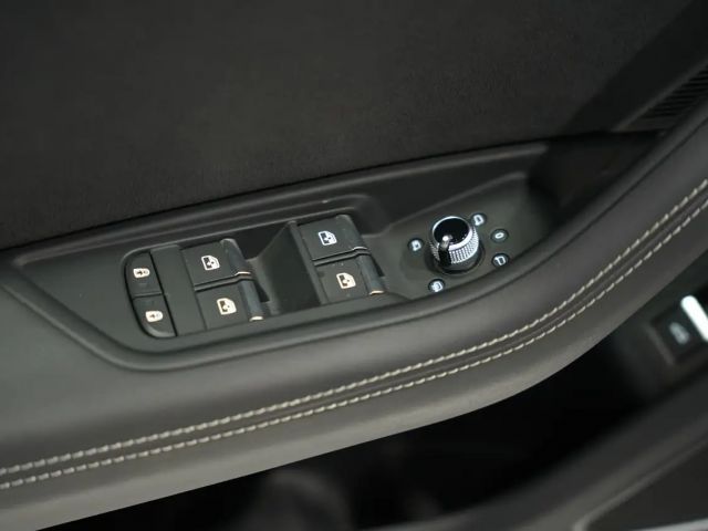 Audi RS4 Avant Quattro