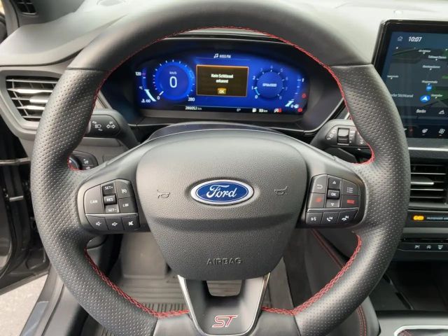 Ford Focus EcoBoost ST Line