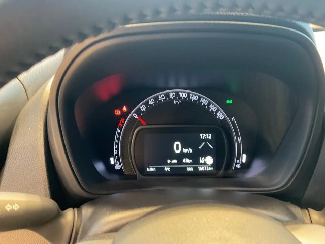 Toyota Aygo 1.0 VVT-i Business Hatchback