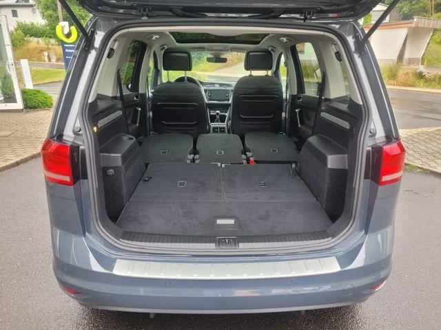 Volkswagen Touran 1.5 TSI Move