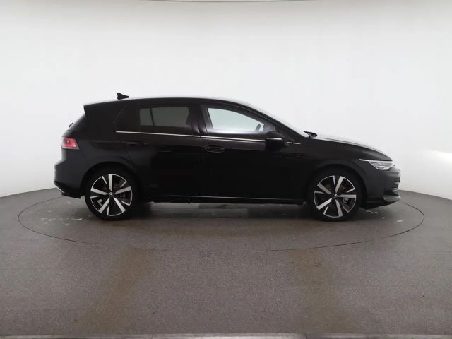 Volkswagen Golf DSG Style eHybrid